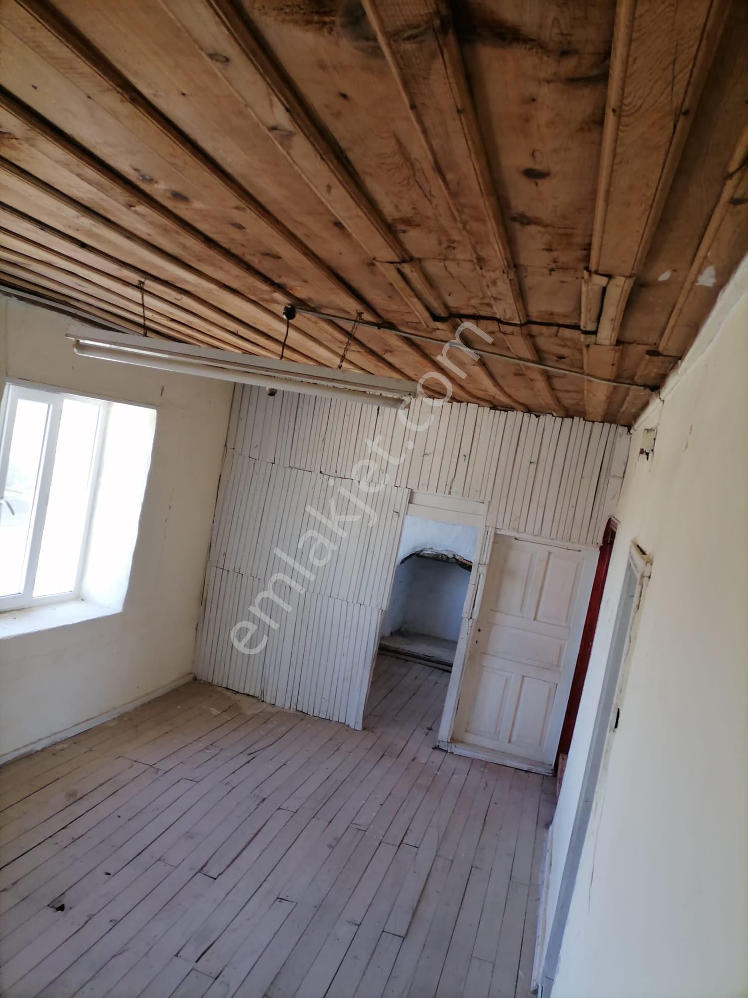 Korkuteli Yeltende Kerpiç Ev Ve Bahçesi 673 M2 Bahçeli - Görsel 5