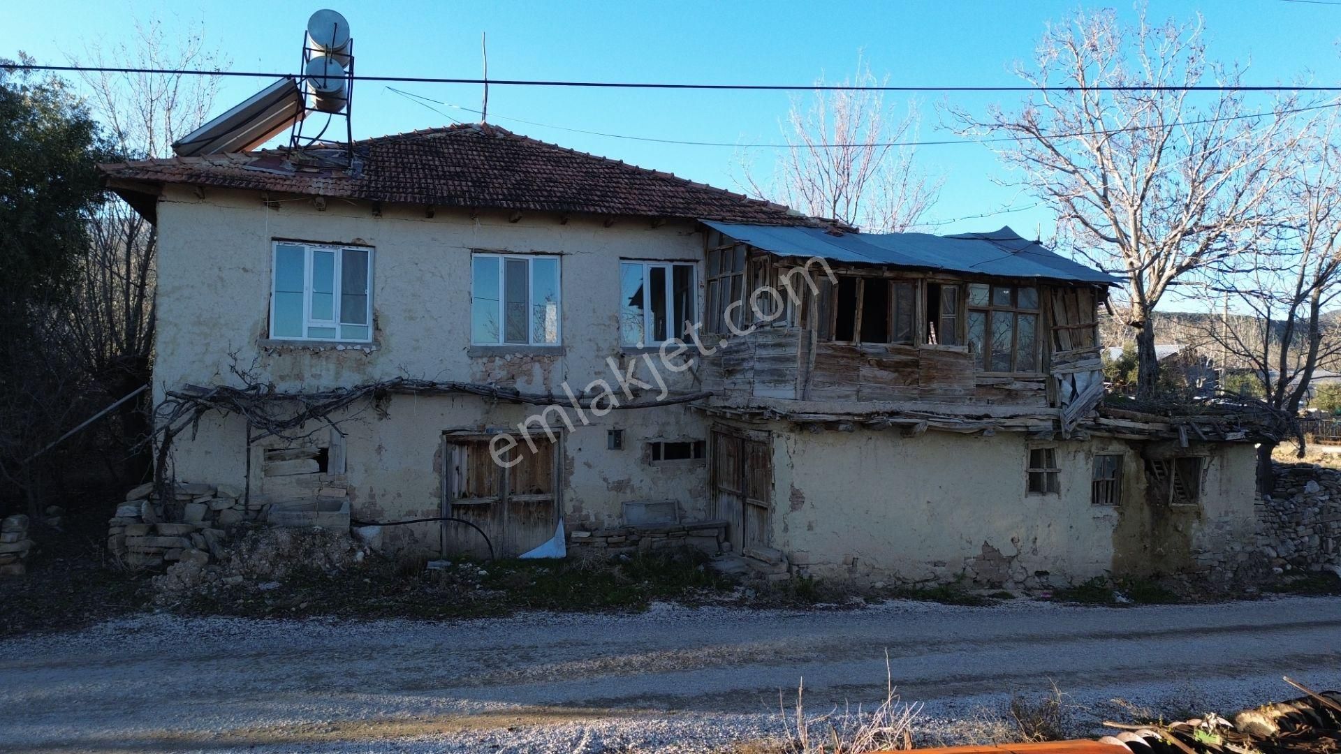 Korkuteli Yeltende Kerpiç Ev Ve Bahçesi 673 M2 Bahçeli - Görsel 10