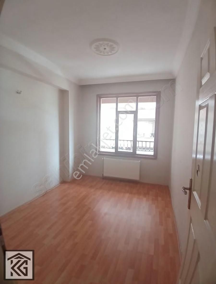 Kocalar Ulubatlıhasan İl Jandarma Fetih Cadde Yakını Kiralık 3+1 - Görsel 11