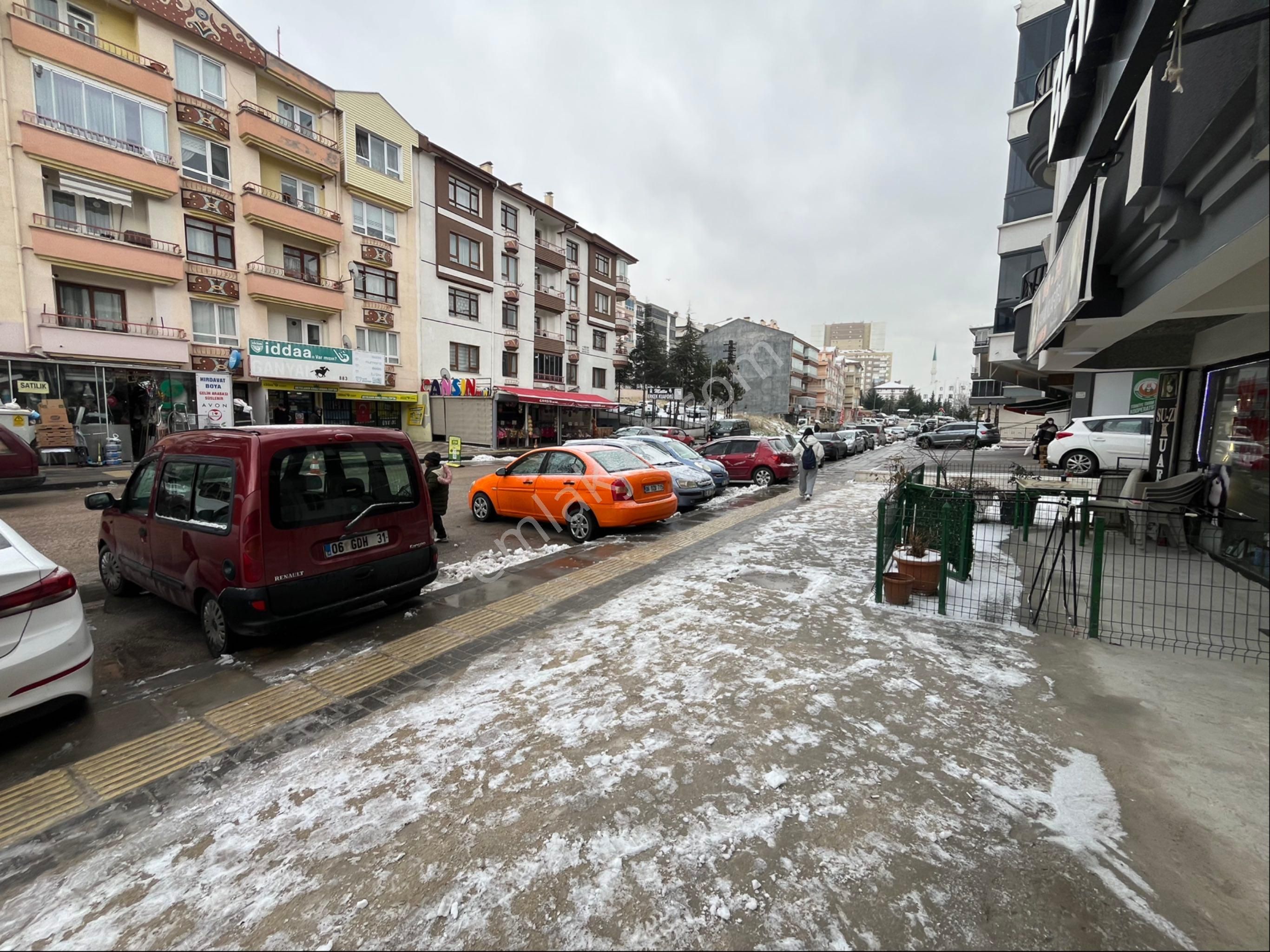 Tekin Emlaktan Sancaktepe Göbekte Köşe Başı Vitrin Her İşe Uygun Uygun Fiyat Kiralık !!!! - Görsel 10
