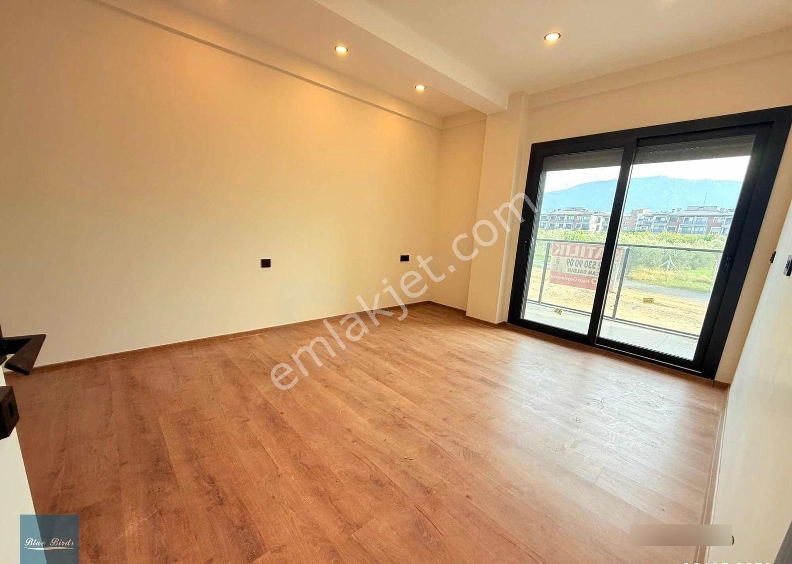 Köşe Tek Müstakil 3+1 Acil Satılık - Görsel 6