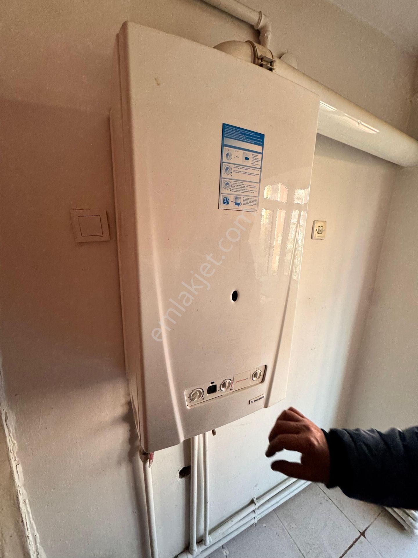 Lider Emlak'tan Güneşevlerde **2+1** Ön Cephe Kiralık Daire