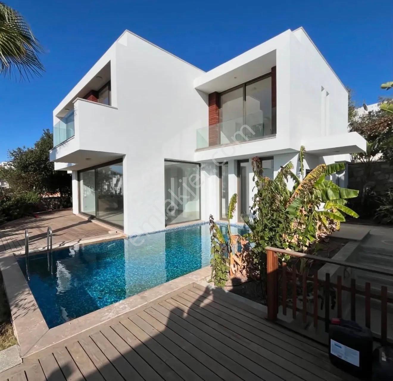 Bodrum Yalıkavak’ta Satılık Full Deniz Manzaralı 4+1 Müstakil Villa - Görsel 2
