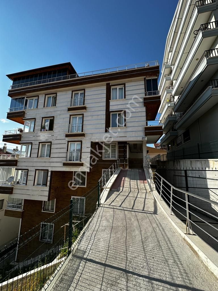 Relax'tan Yozgat Blv. Yanı 22b. Kiracılı Eşyalarıyla Satılık 3+1