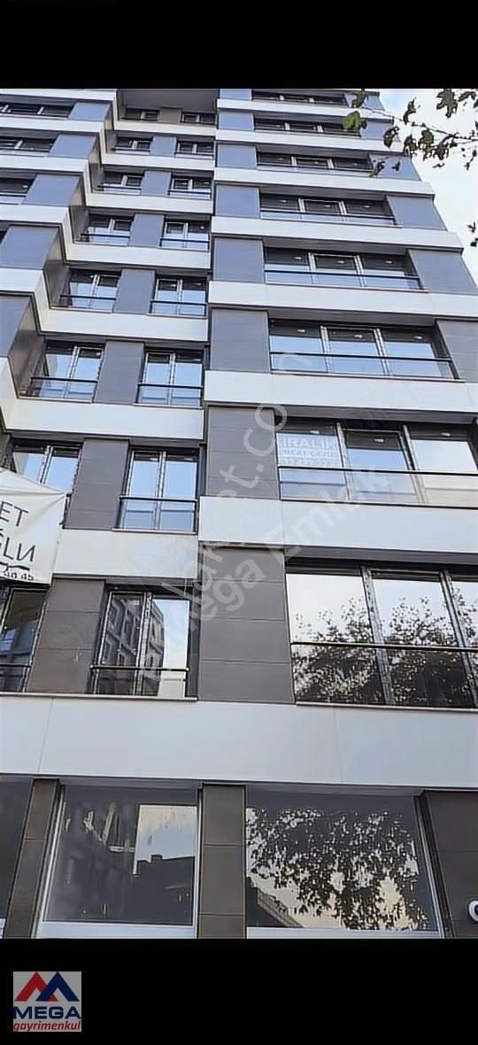 Çiftehavuzlar Sahilde İşyerine-konuta, Tabela Değeri Yüksek