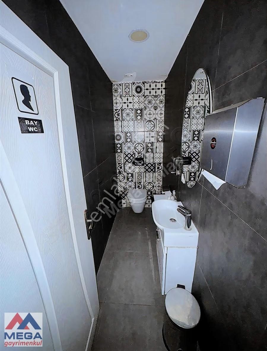 Zekeriyaköy Alya Evleri Sitesinde Kiralık Dükkan - Görsel 2