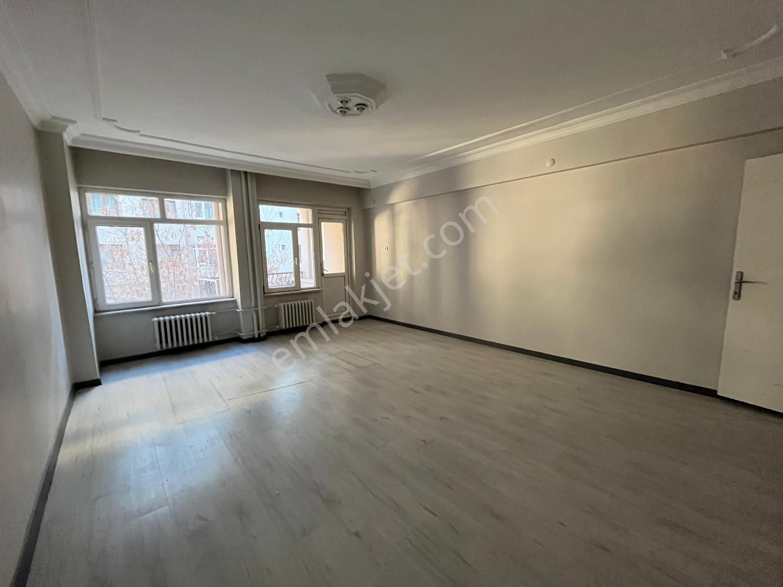 Bess'den İki Eylül Caddesi Üzeri Kiralık 4+1 Daire - Görsel 19