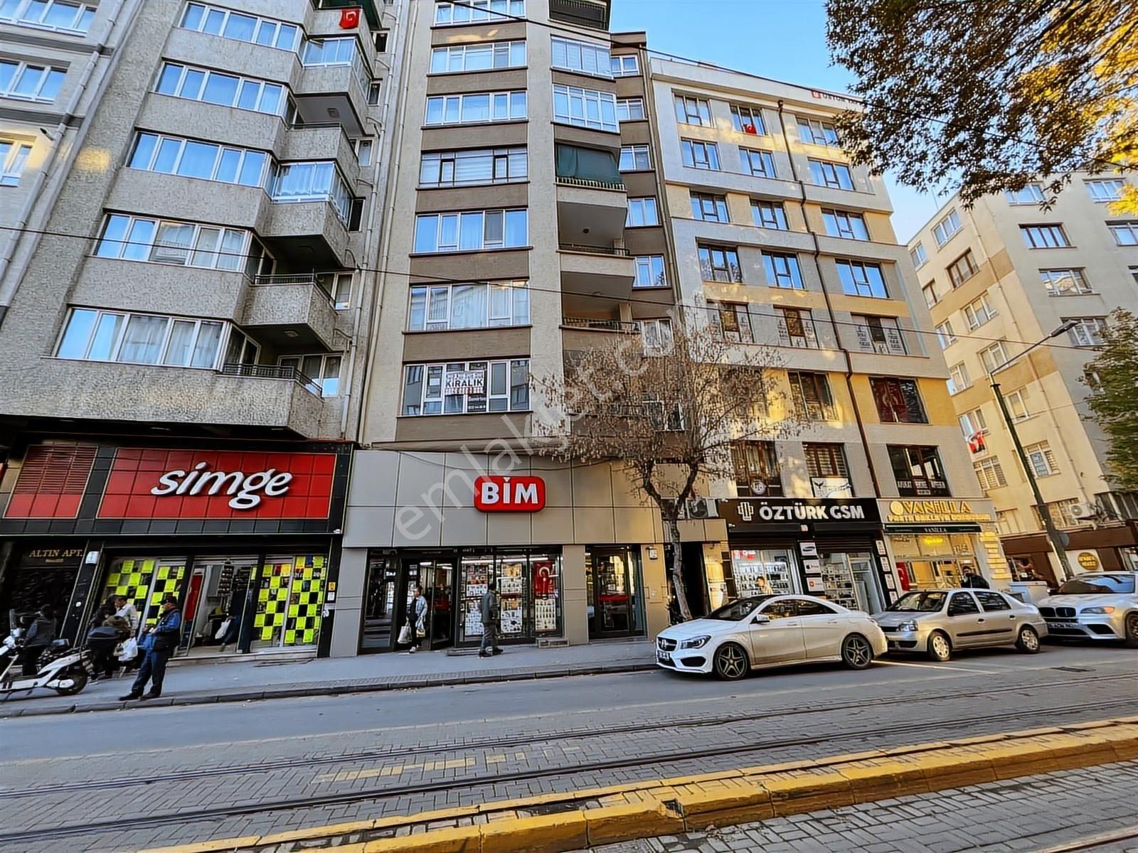 Bess'den İki Eylül Caddesi Üzeri Kiralık 4+1 Daire