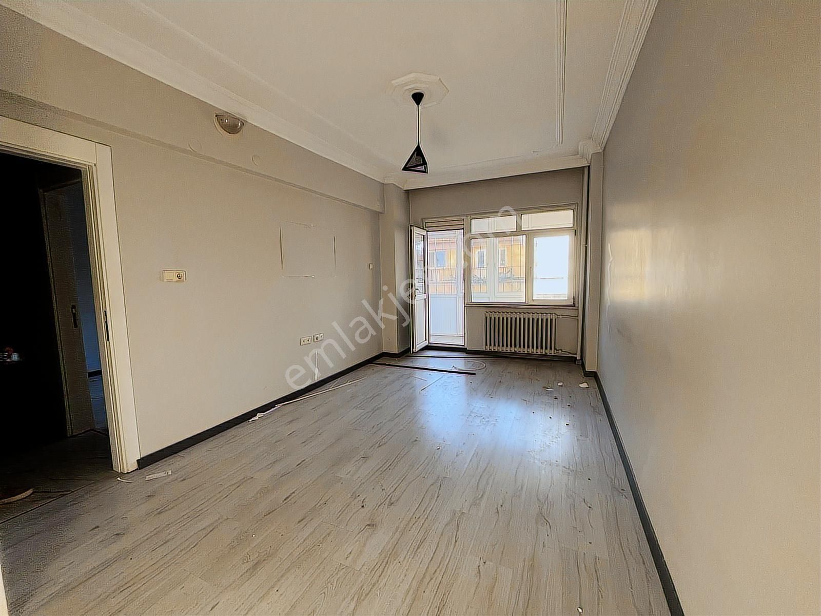 Bess'den İki Eylül Caddesi Üzeri Kiralık 4+1 Daire - Görsel 20