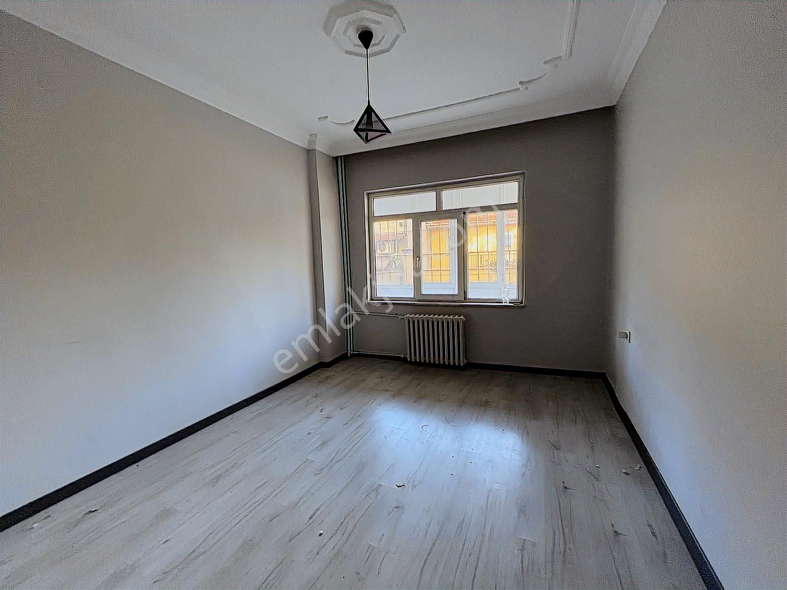 Bess'den İki Eylül Caddesi Üzeri Kiralık 4+1 Daire - Görsel 27