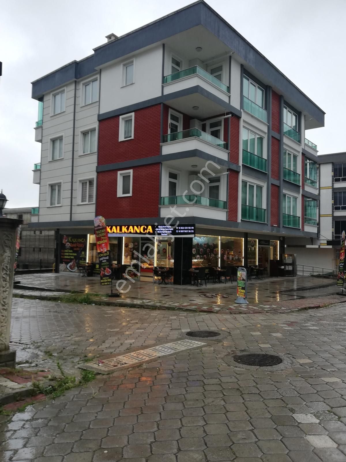 Kalkancada Köşe Başı Kiracılı Dükkan - Görsel 3