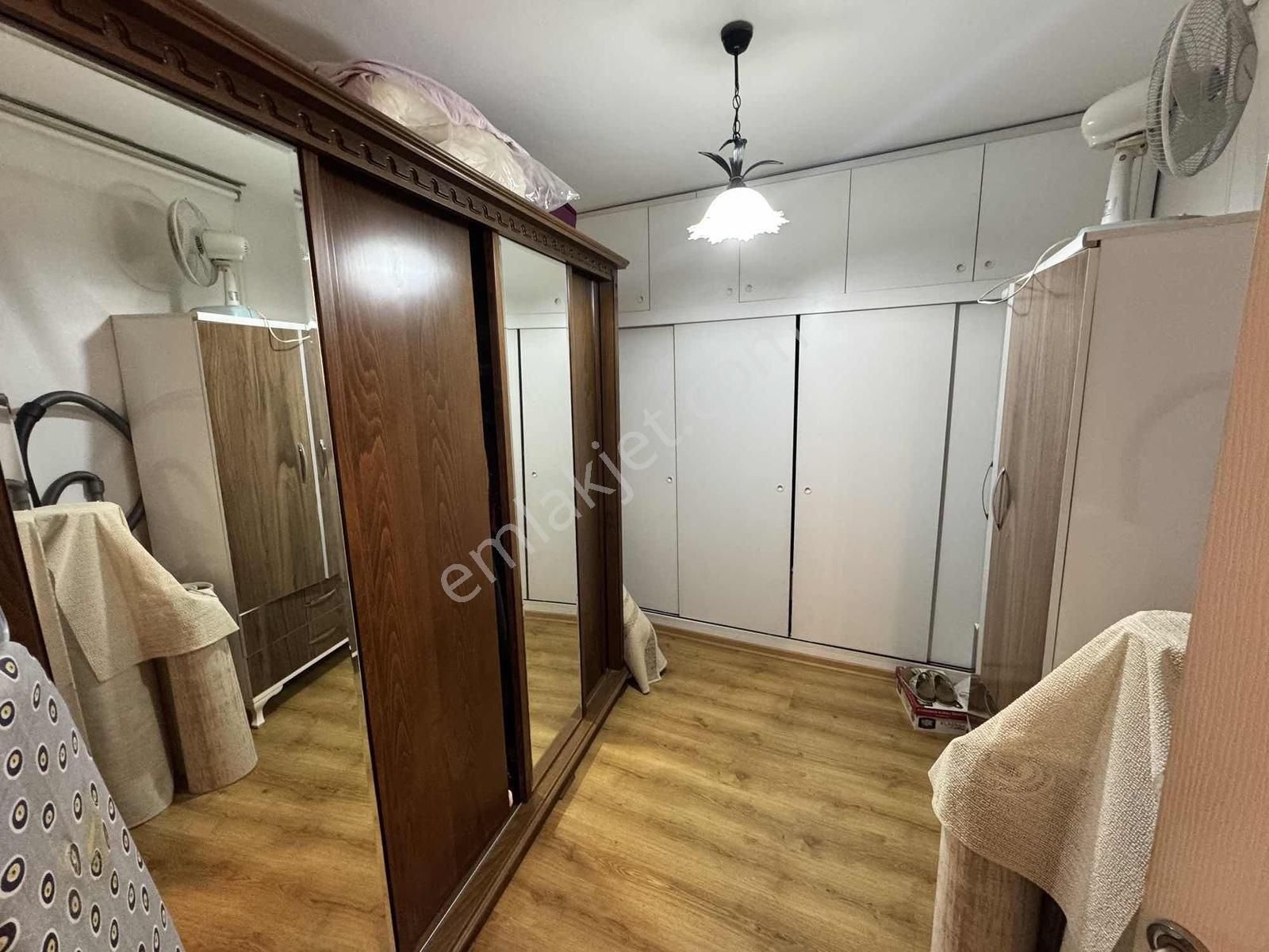 Mithatpaşa Cadde Yakını 3+1 Arakat Köşe Masrafsız Daire - Görsel 7