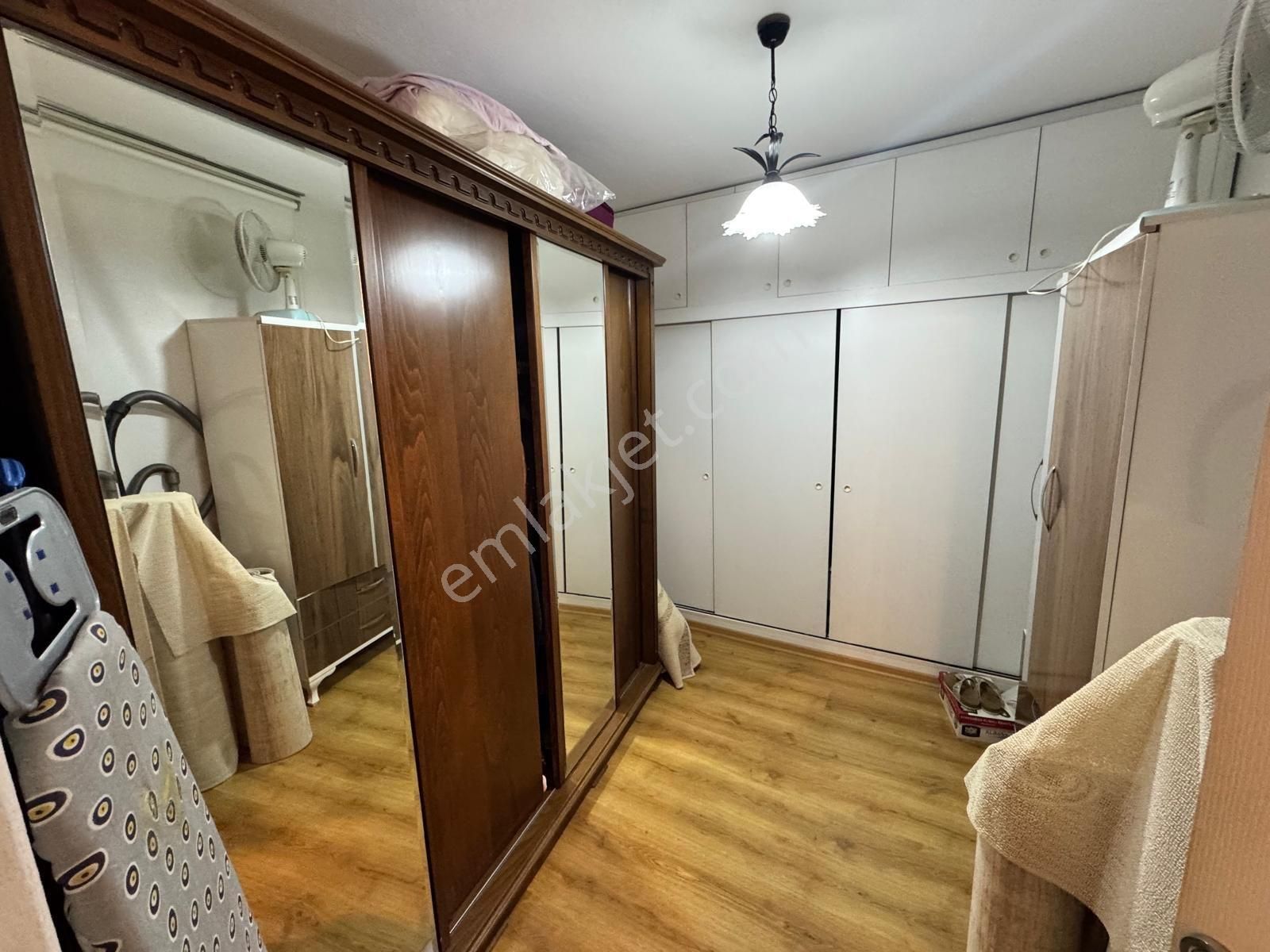 Mithatpaşa Cadde Yakını 3+1 Arakat Köşe Masrafsız Daire - Görsel 21