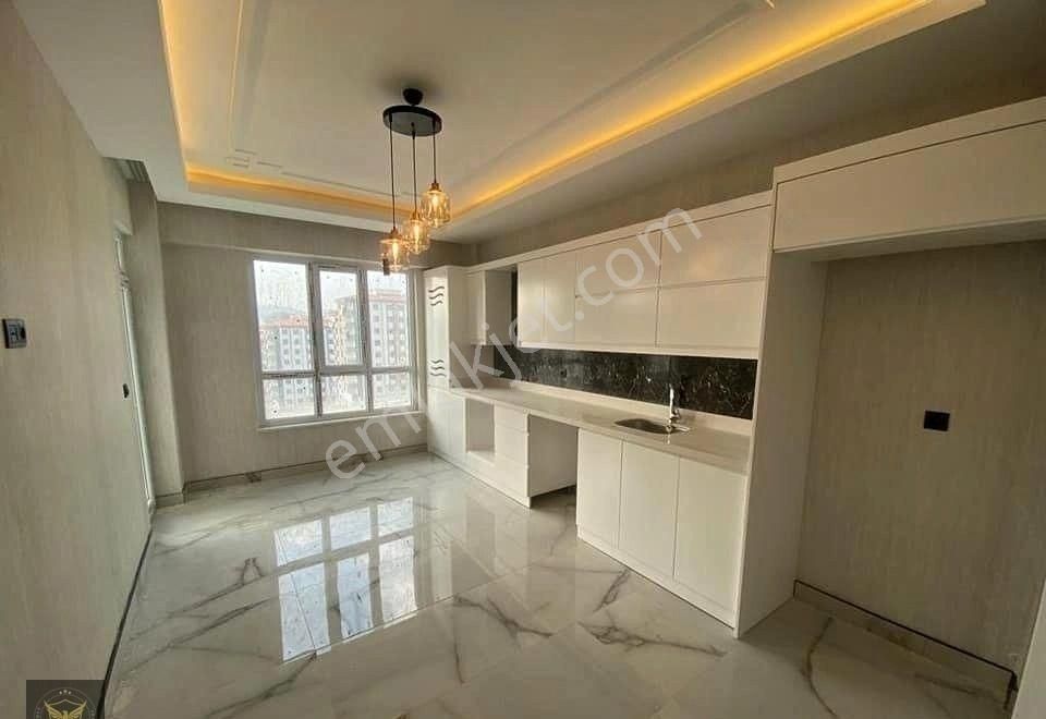 Şahin İnşaat'tan Beylikdüzü Cumhuriyet Mh Metrobüs Yakın 2+1 Arakat Daire - Görsel 2