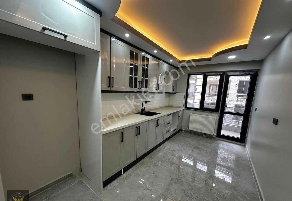 Beylikdüzü Yakuplu Mh.kent Ormanı Manzaralı 3+1 Şık Dairemiz - Görsel 2