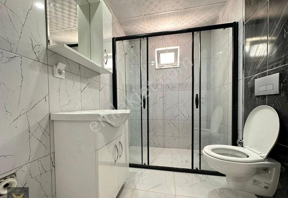 Şahin İnşaat'tan Ayrı Mutfaklı Arakat 1+1 Daire - Görsel 7