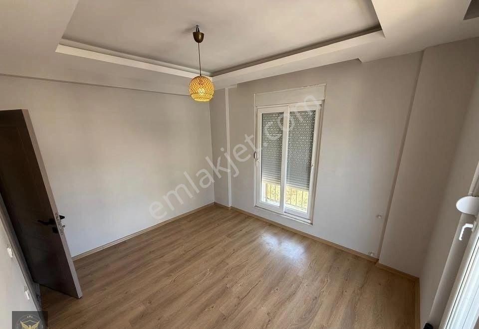 Metrobüse Yürüme Mesafesinde Ultra Lüks 2+1 Fırsat Dairemiz - Görsel 3