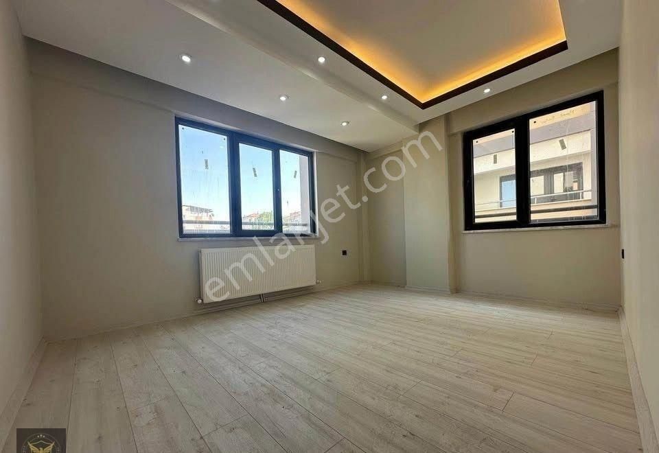 Beylikdüzü'nde Acil Satılık Metrobüse Komşu 2+1 Fırsat Dairemiz - Görsel 7