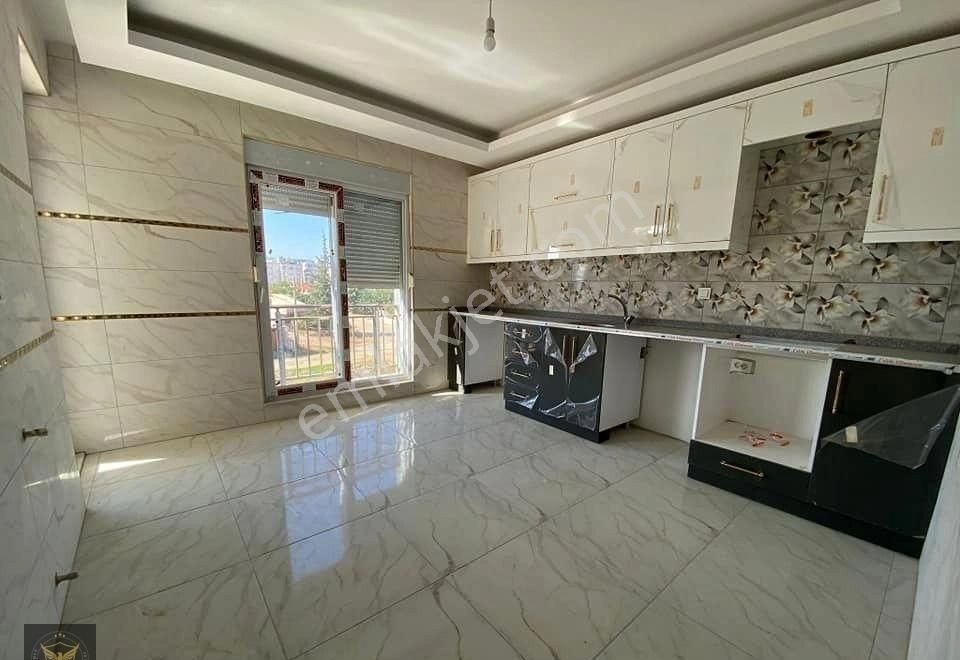 Beylikdüzü 5m Migros Arkasında Geniş M2'li 3+1 Fırsat Dairemiz