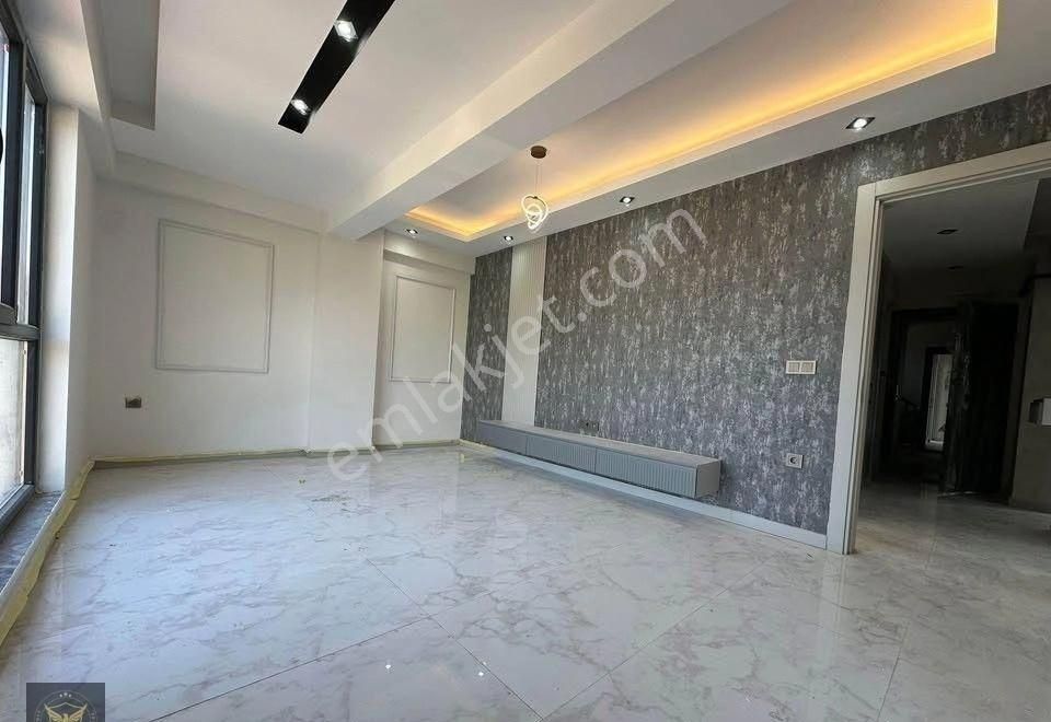 Metrobüse Yürüme Mesafesinde Şık Tasarımlı Acil Satılık Dairemiz - Görsel 3