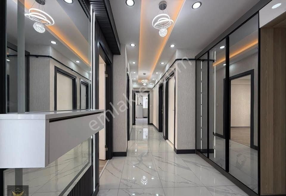 Beylikdüzü 5m Migros Arkası Metrobüs Manzaralı 3+1 Lüx Daire - Görsel 5