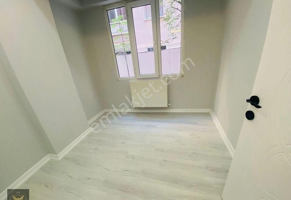 Beylikdüzü Merkez'de Metrobüse Komşu 2+1 Lüks Dairemiz - Görsel 11