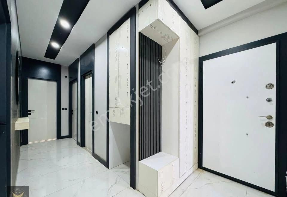 Beylikdüzü Yakuplu Mh.kent Ormanı Manzaralı 3+1 Şık Dairemiz - Görsel 3