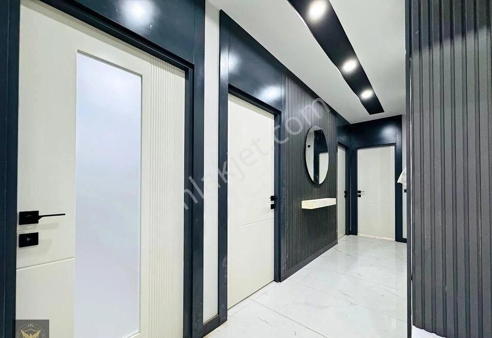 Beylikdüzü Yakuplu Mh.kent Ormanı Manzaralı 3+1 Şık Dairemiz - Görsel 9