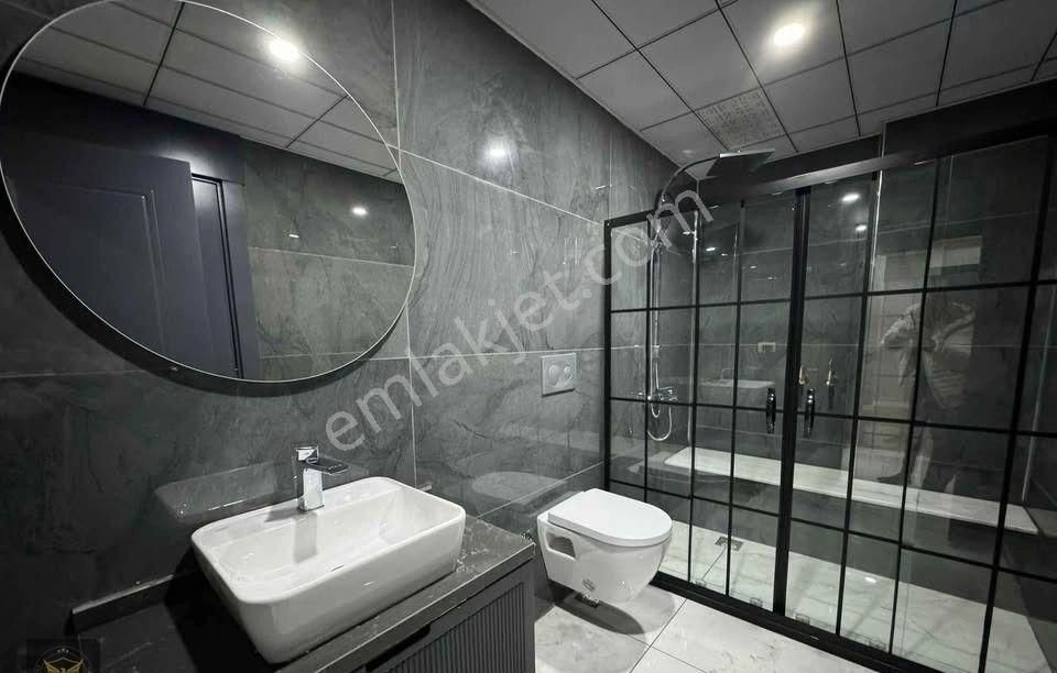 Beylikdüzü'nde Metrobüse Komşu 2+1 Özel Tasarımlı Dairemiz... - Görsel 3