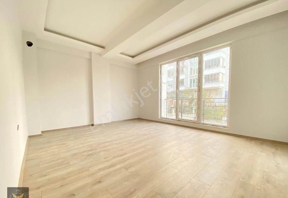 Şahin İnşaat'tan Beylikdüzü Yakuplu Mh Metrobuse Yakın 2+1 Ara Kat Daire - Görsel 5