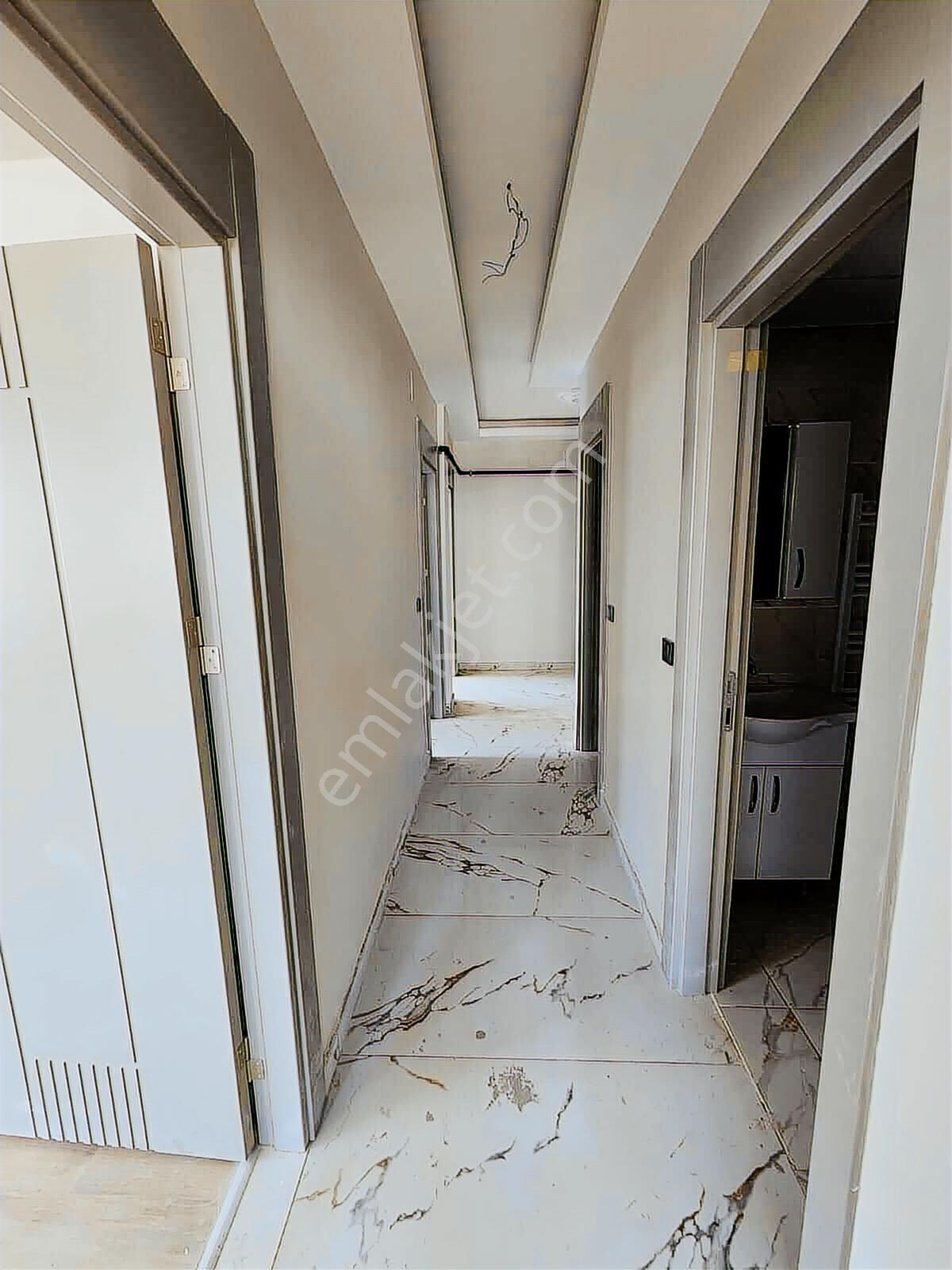 Mücahitler'de Sıfır Arakat Ultra Lüks 2+1 Daire - Görsel 10