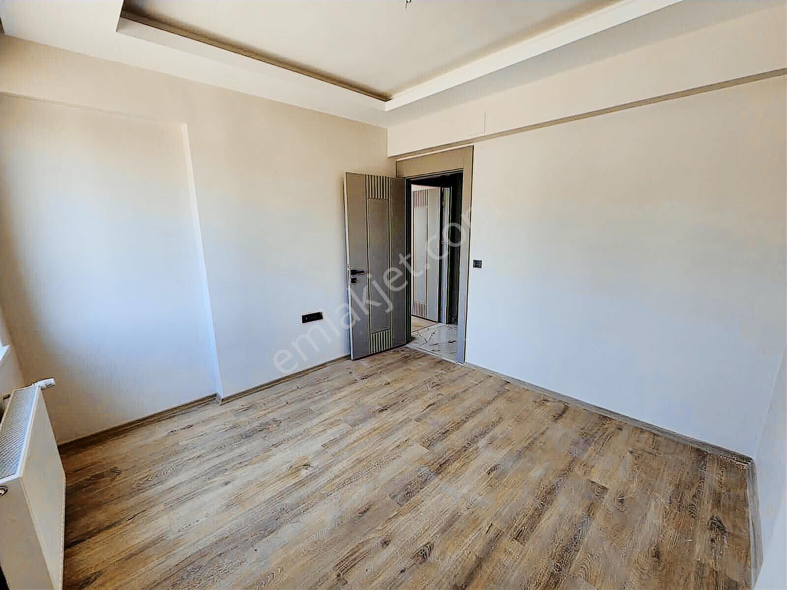 Mücahitler'de Sıfır Arakat Ultra Lüks 2+1 Daire - Görsel 4