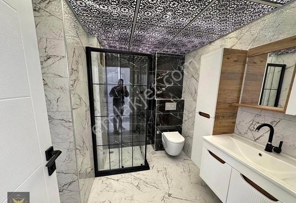 Merkezi Konumda Ferah 1+1 Daire Kaçırılmayacak Fırsat !!! - Görsel 2