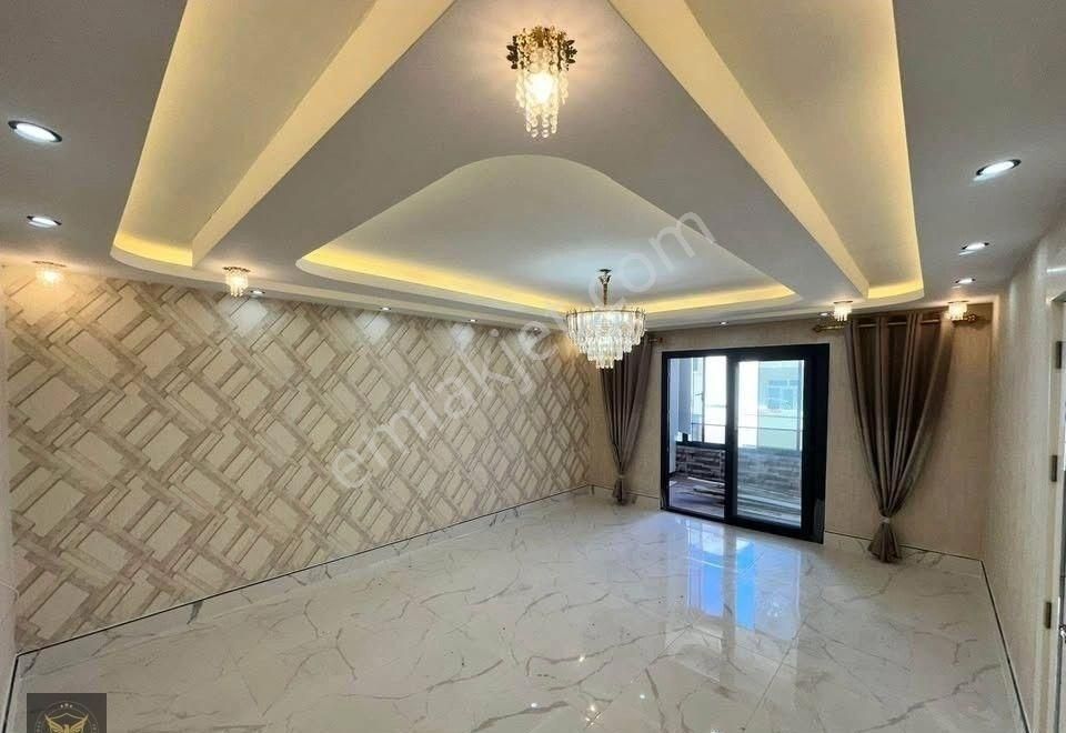 Şahin İnşaat'tan Merkezi Konumda Şık Tasarımlı Kaçırılmayacak 2+1 Fırsat Dairemiz...