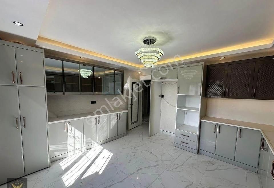 Şahin İnşaat'tan Merkezi Konumda Şık Tasarımlı Kaçırılmayacak 2+1 Fırsat Dairemiz... - Görsel 8