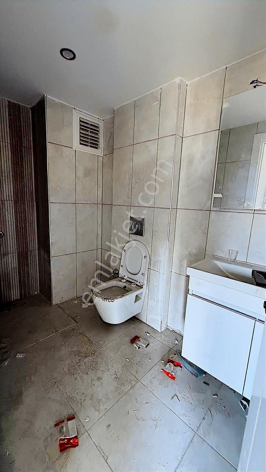 Esenyurtun En Gözde Sitesin De Full Konspet Satılık 1+1 Daire - Görsel 2