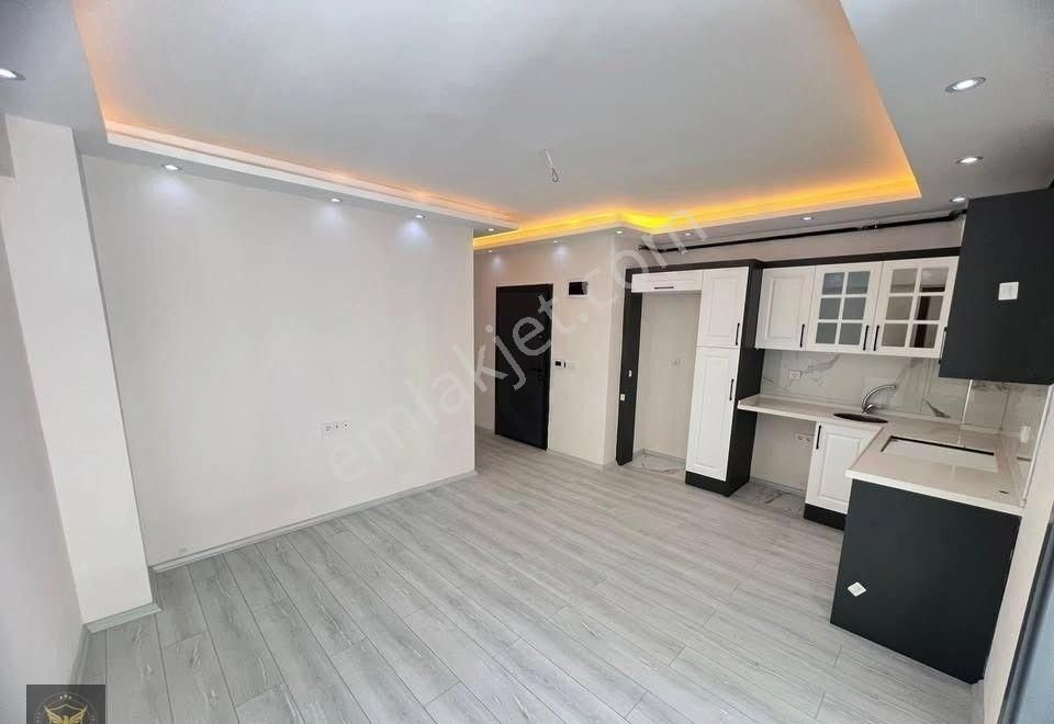 Metrobüse Komşu Geniş Balkonlu 1+1 Fırsat Daire !!! - Görsel 5