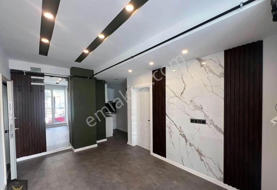 Beylikdüzü 5m Migros Avm'ye 5'dk Ayrı Mutfaklı 1+1 Dairemiz