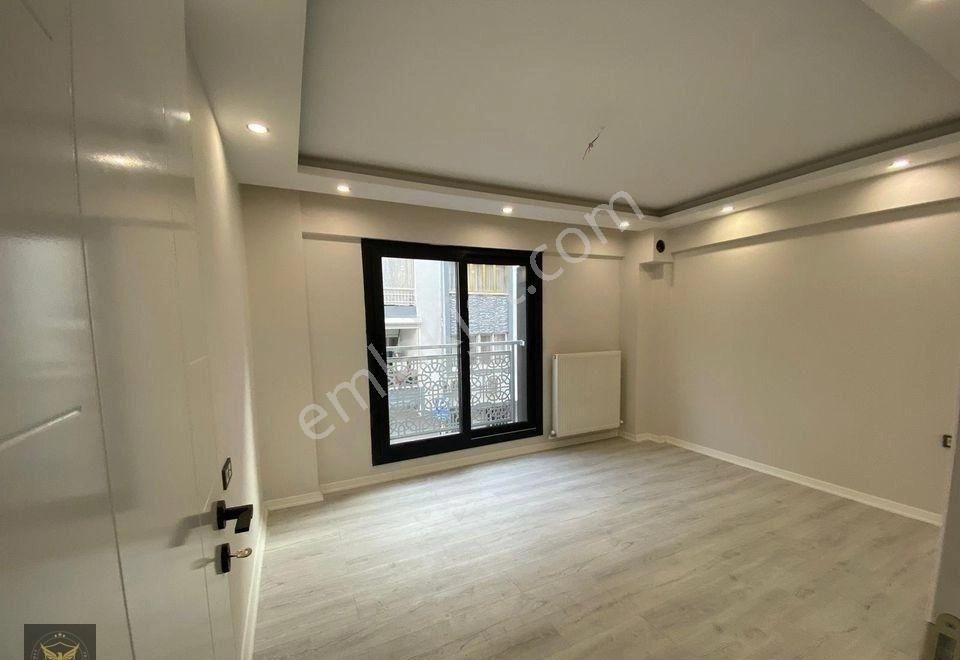 Şahin İnşaat'tan Marmara Park Avm Arkasında Metrobüse 2+1 Ara Kat Daire - Görsel 5