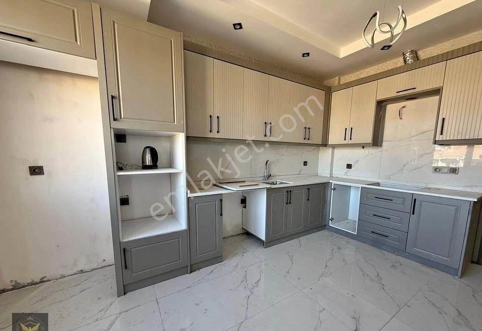 Beylikdüzü Yakuplu Mh.kent Ormanı Manzaralı 2+1 Şık Dairemiz