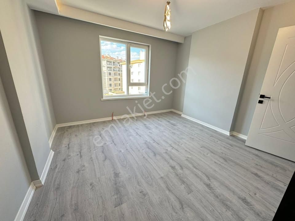 Beylikdüzü Medicana Hastane Arkası Metrobüse Yakın 3+1 Dairemiz - Görsel 9