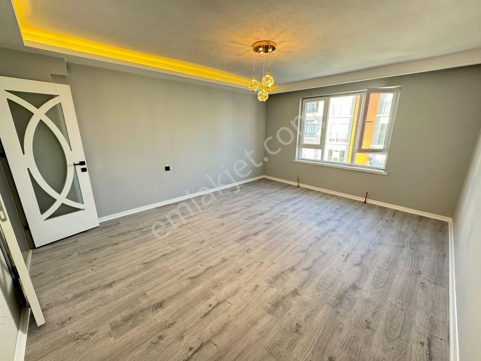 Beylikdüzü Medicana Hastane Arkası Metrobüse Yakın 3+1 Dairemiz - Görsel 7