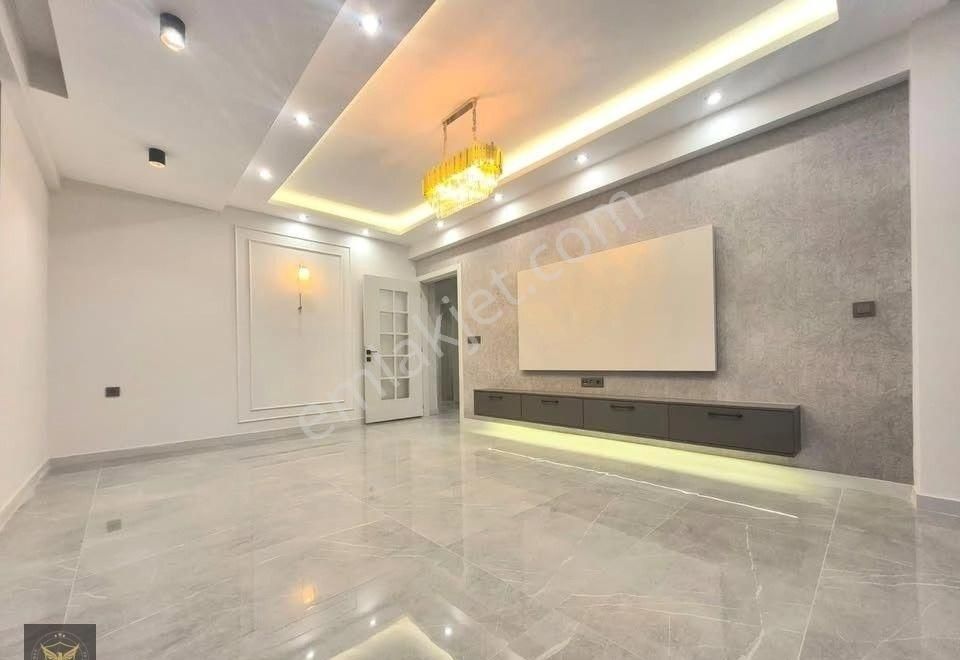 Beylikdüzü'nde Acil Satılık Yılbaşına Özel Fırsat 3+1 Dairemiz - Görsel 2