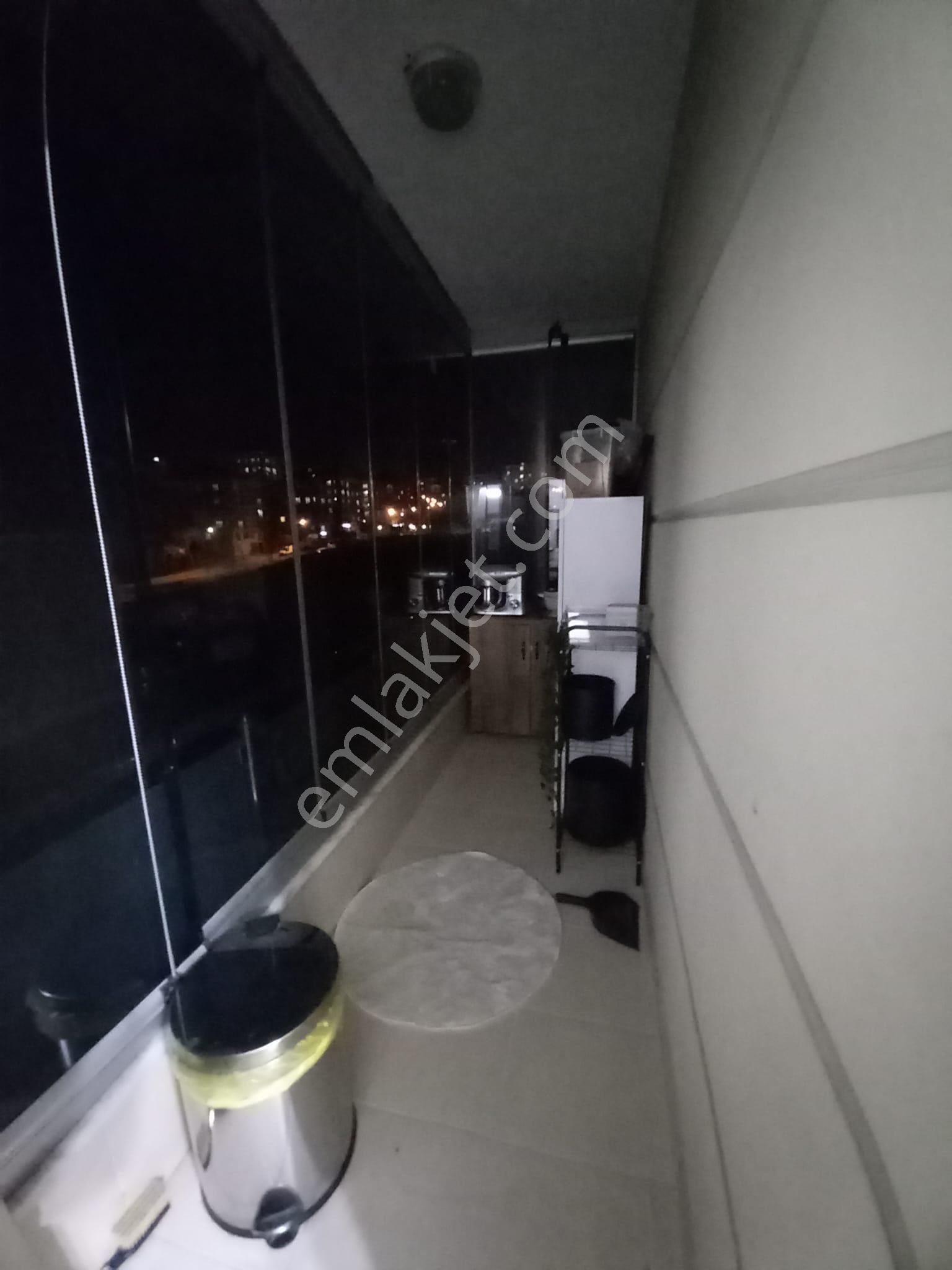 Beylikdüzü Ugur Konaklarında Satılık 3+1 Dubleks - Görsel 22