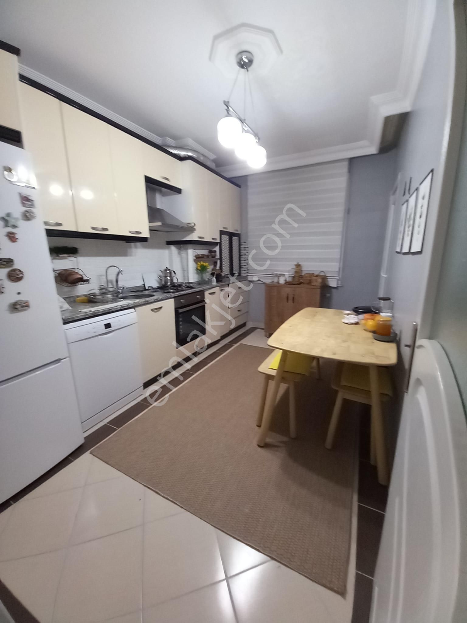 Beylikdüzü Ugur Konaklarında Satılık 3+1 Dubleks - Görsel 21