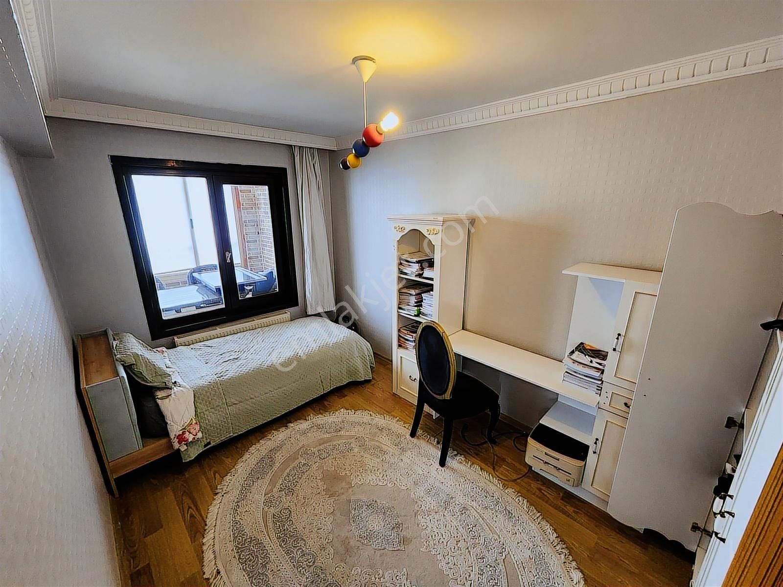 Güler^den Keçiörende 7.kat 5+2 3balkon 1teras 2salon 2mutfak Dub - Görsel 14