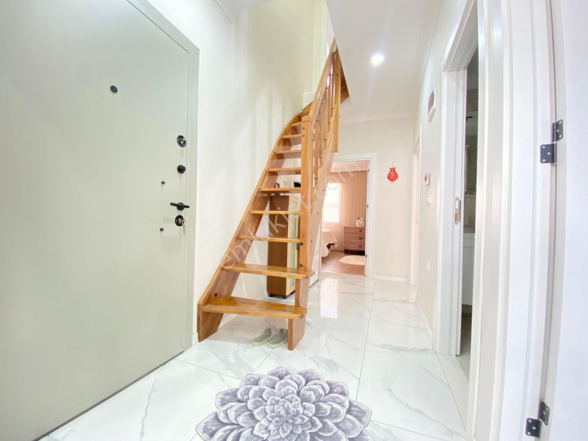 Pegaas'tan Üniversite Mah 1 Yıllık Ayrı Girişli 4+2 Dublex Daire - Görsel 9