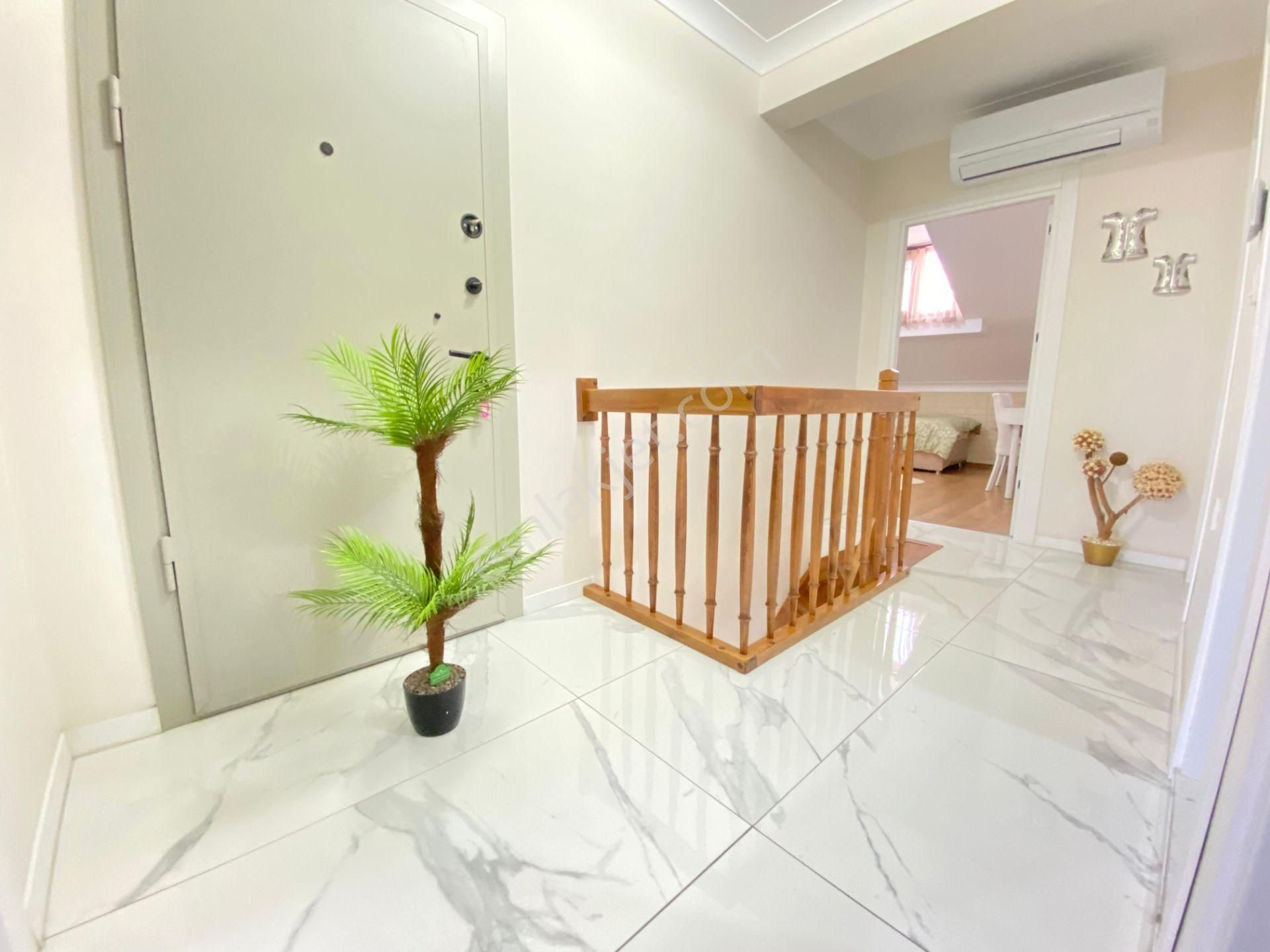 Pegaas'tan Üniversite Mah 1 Yıllık Ayrı Girişli 4+2 Dublex Daire - Görsel 29