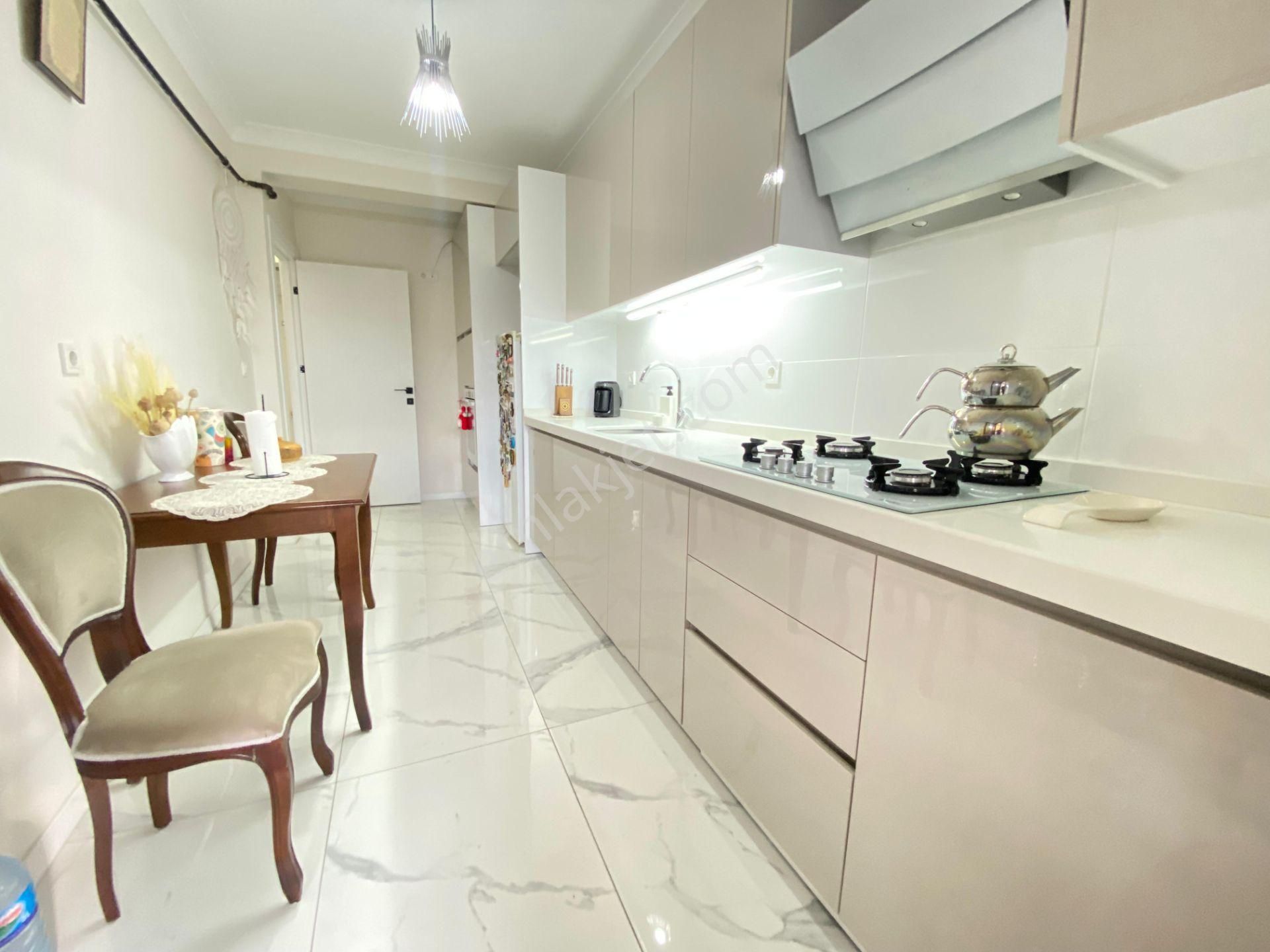 Pegaas'tan Üniversite Mah 1 Yıllık Ayrı Girişli 4+2 Dublex Daire - Görsel 24