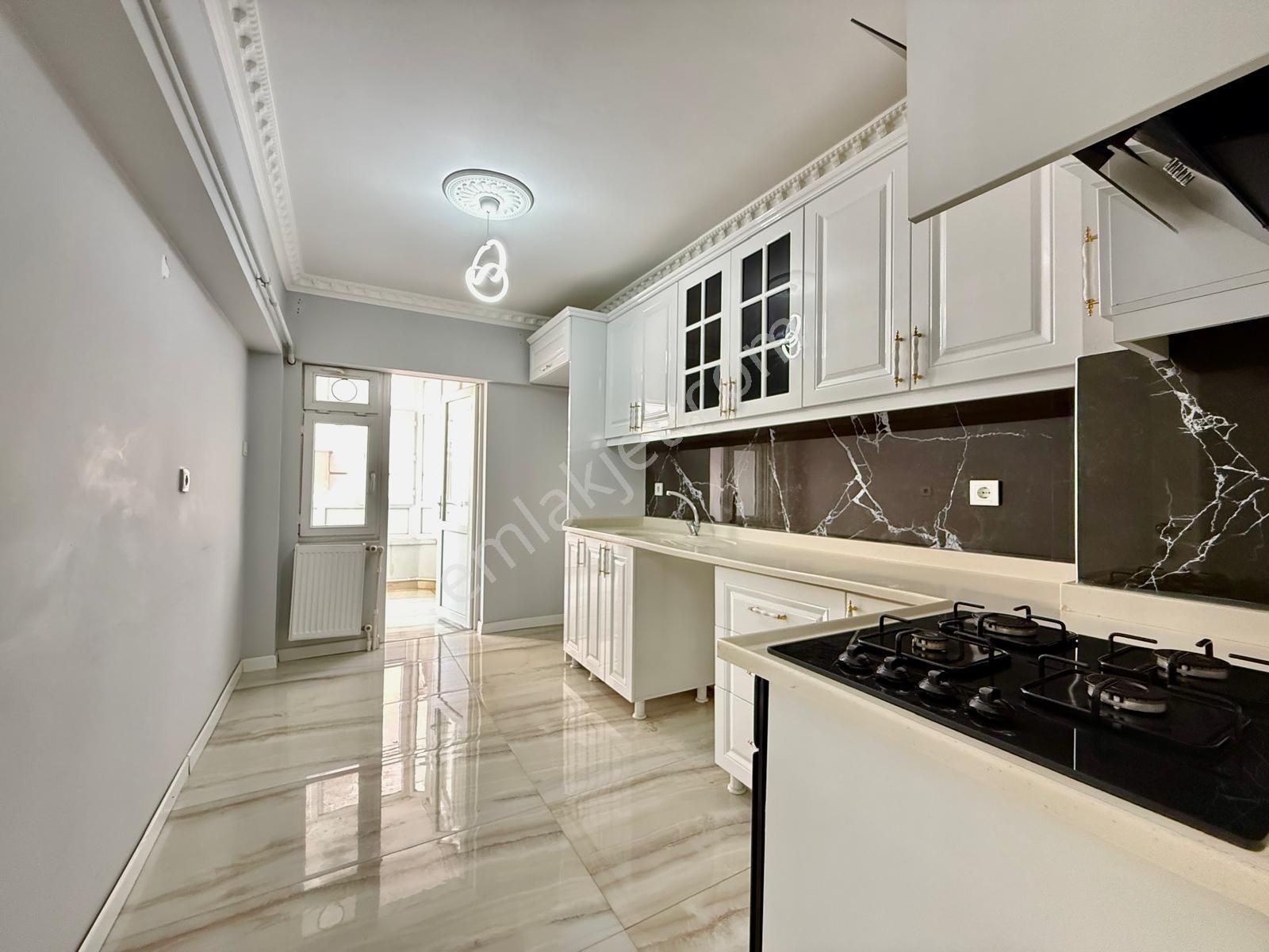 Kalecik Emlak Ofisinden 5'yol Merkezde 1.kat Yapılı 3+1 Lüx Daire - Görsel 3